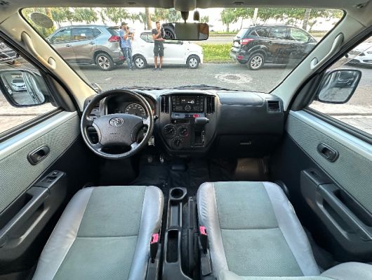 Toyota Town Ace Basico
