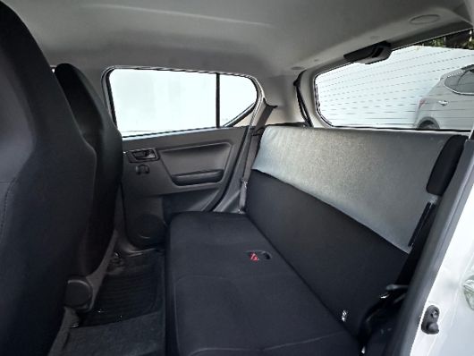 Daihatsu Mira Básico