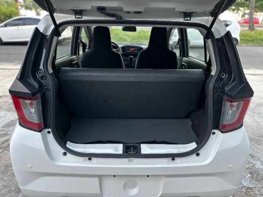 Daihatsu Mira Básico