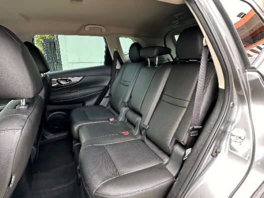 Nissan Rogue SL