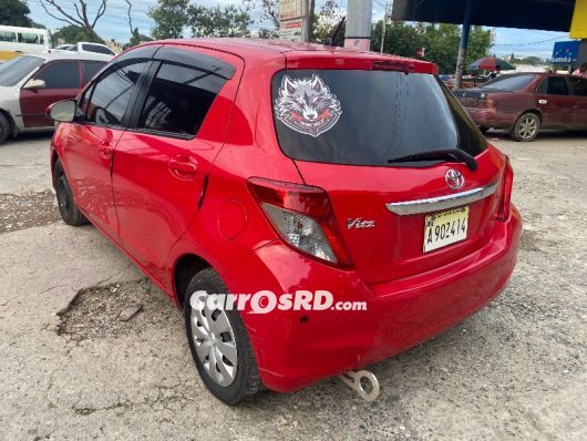 Toyota Vitz Hatchback en venta