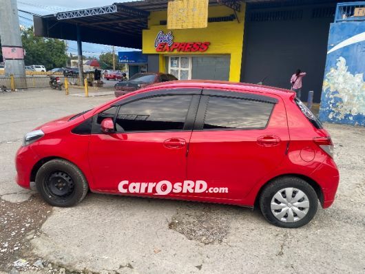 Toyota Vitz Hatchback en venta
