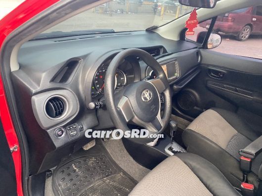 Toyota Vitz Hatchback en venta