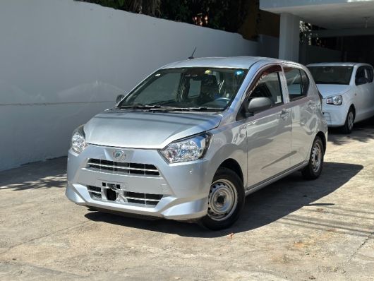 Daihatsu Mira Básico