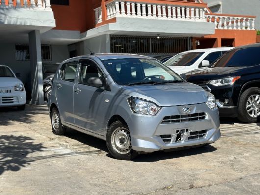 Daihatsu Mira Básico