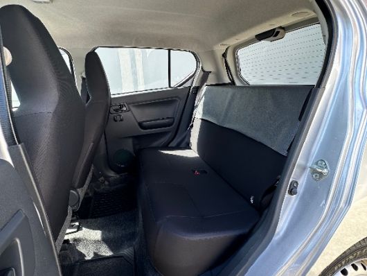 Daihatsu Mira Básico