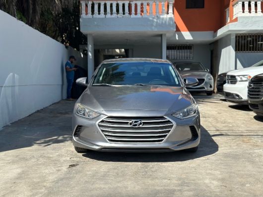 Hyundai Elantra SE