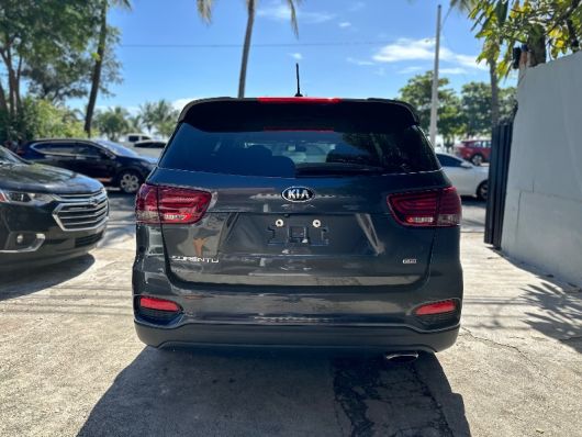Kia Sorento LX