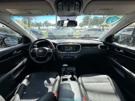 Kia Sorento LX