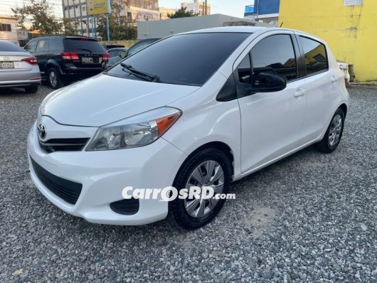 Toyota Yaris Carros en venta