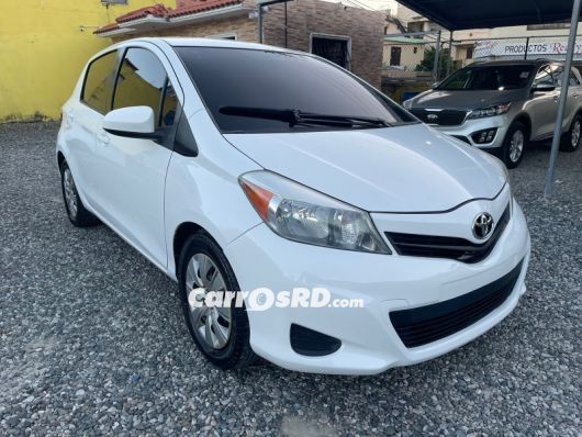 Toyota Yaris Carros en venta