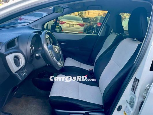 Toyota Yaris Carros en venta