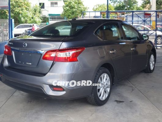Nissan Sentra Carros en venta