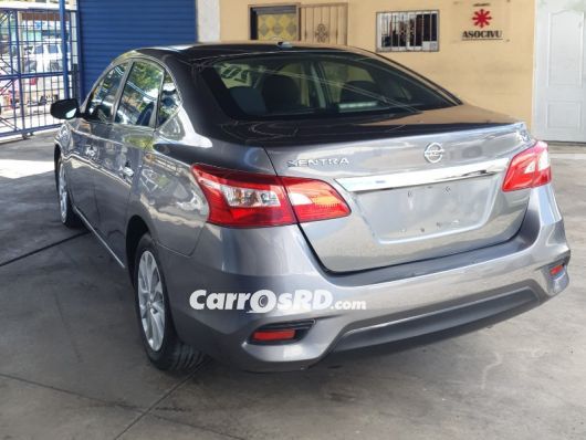 Nissan Sentra Carros en venta
