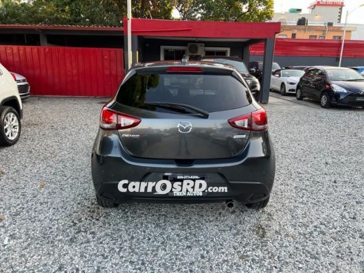 Mazda Demio Hatchback en venta