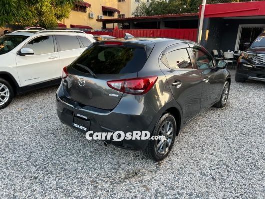 Mazda Demio Hatchback en venta