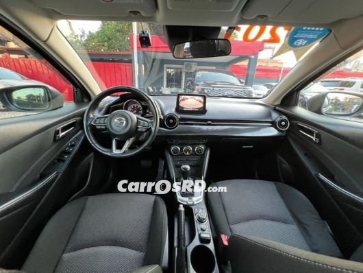 Mazda Demio Hatchback en venta