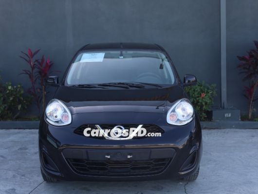 Nissan March Carros en venta