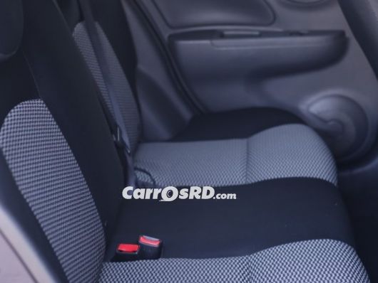 Nissan March Carros en venta