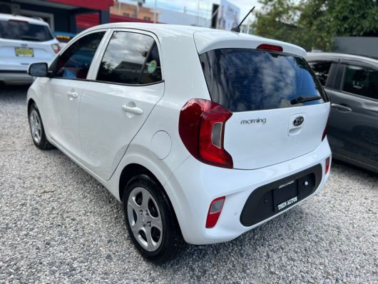 Kia Morning Basico