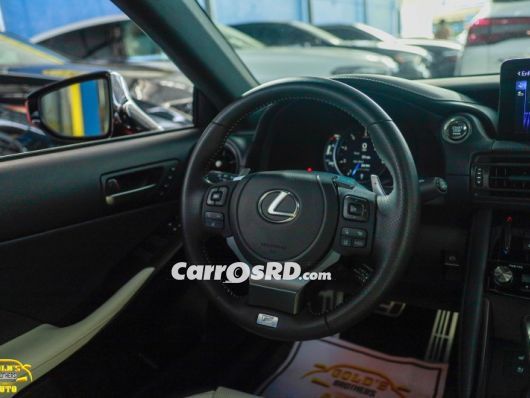 Lexus IS Carros en venta