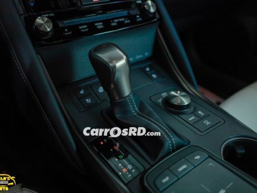 Lexus IS Carros en venta