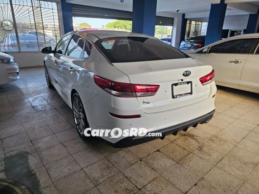 Kia K5 Carros en venta