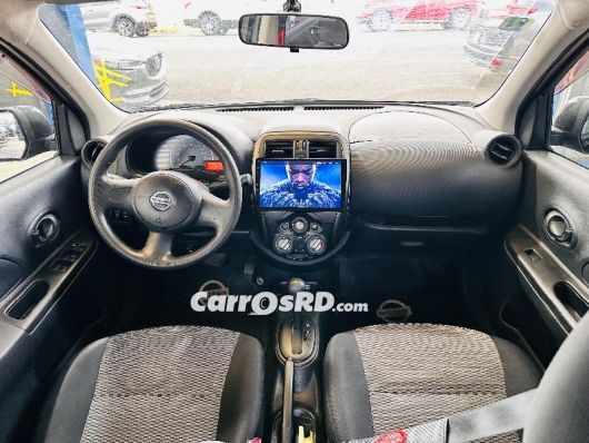 Nissan March Jeepeta en venta