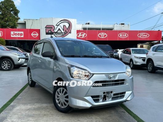 Daihatsu Mira Hatchback en venta