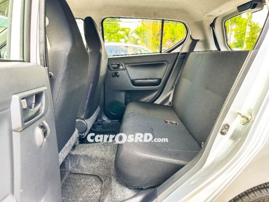 Daihatsu Mira Hatchback en venta