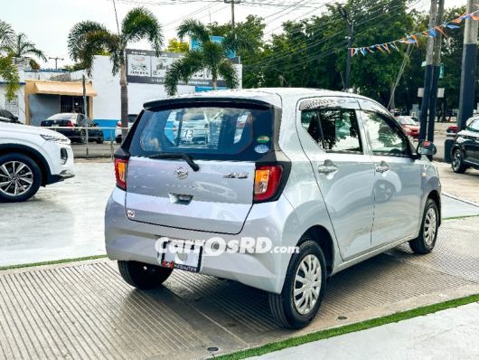 Daihatsu Mira Hatchback en venta