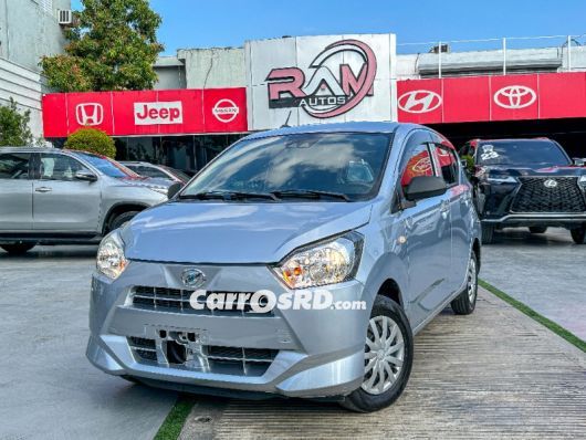 Daihatsu Mira Hatchback en venta