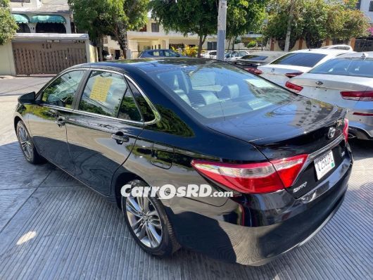 Toyota Camry Carros en venta