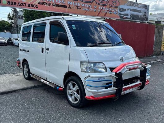 Toyota Town Ace Basico