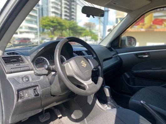 Suzuki Swift Básico