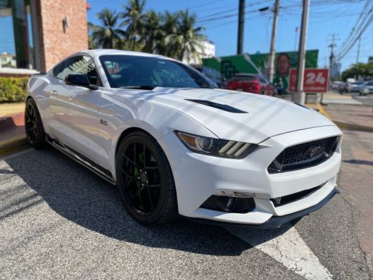 Ford Mustang GT