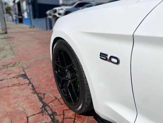 Ford Mustang GT