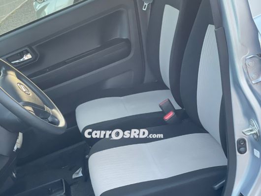 Daihatsu Mira Carros en venta