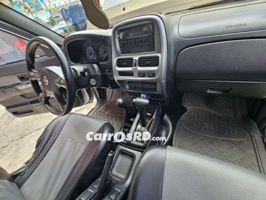 Nissan Frontier Camioneta en venta
