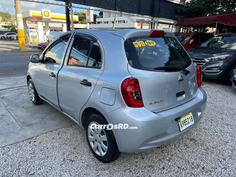 March Rd Link Nissan March Básico 2017 RD$499000 : República Dominicana