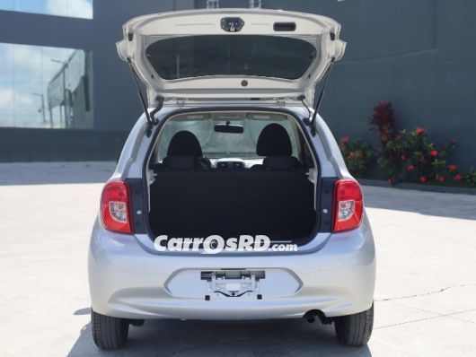 Nissan March Carros en venta