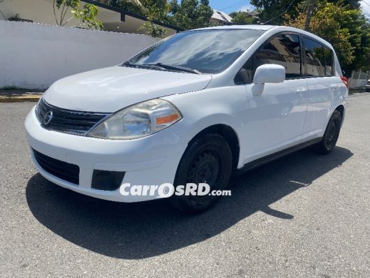 Nissan Versa Carros en venta