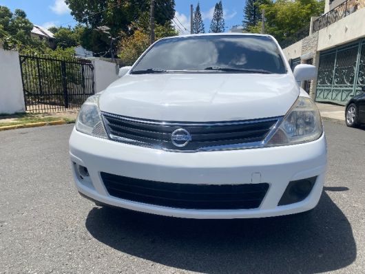 Nissan Versa SL