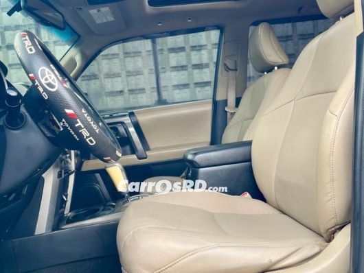 Toyota 4Runner Jeepeta en venta
