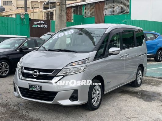 Nissan Serena Minivan en venta