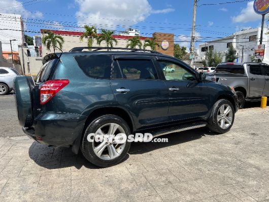 Toyota RAV4 Jeepeta en venta