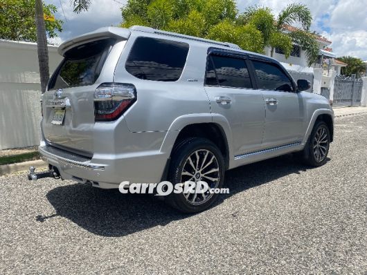 Toyota 4Runner Jeepeta en venta