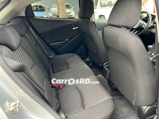 Mazda Demio Hatchback en venta