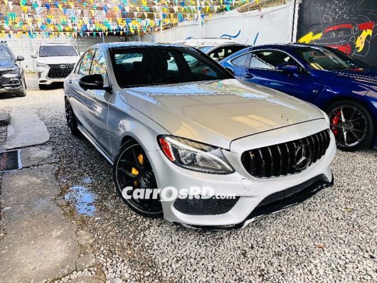 Mercedes-Benz Clase C Carros en venta