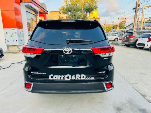 Toyota Highlander Jeepeta en venta